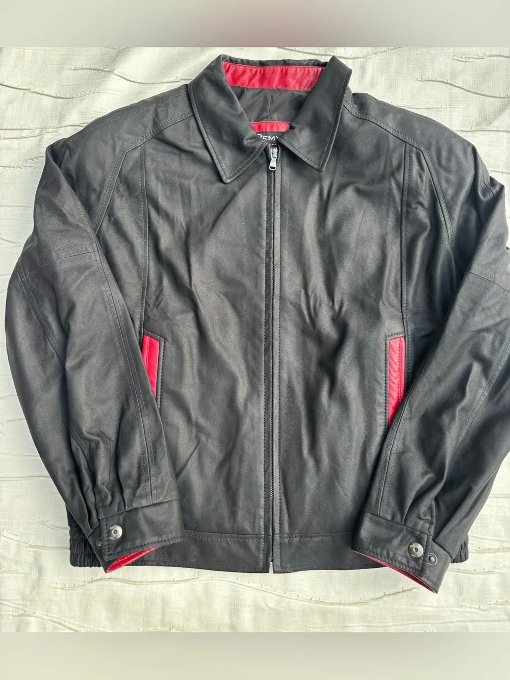 Remy Men's Lambskin Leather Bomber Jacket Black Red Trim Sz 38 Small Like New